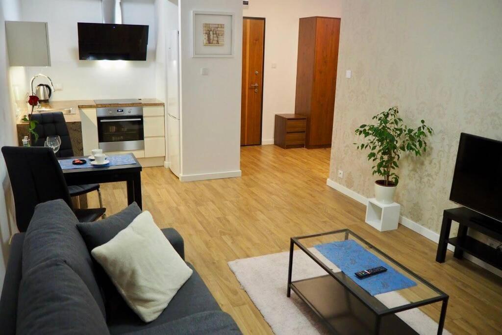 Wilanow Apartment Close To Town Hall And Palace Варшава Экстерьер фото